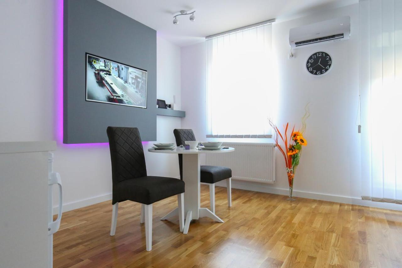 Manirosi 3 Apartman Subotica Exteriör bild