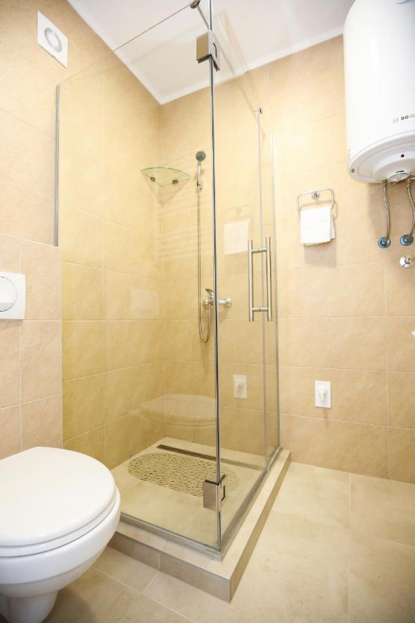 Manirosi 3 Apartman Subotica Exteriör bild
