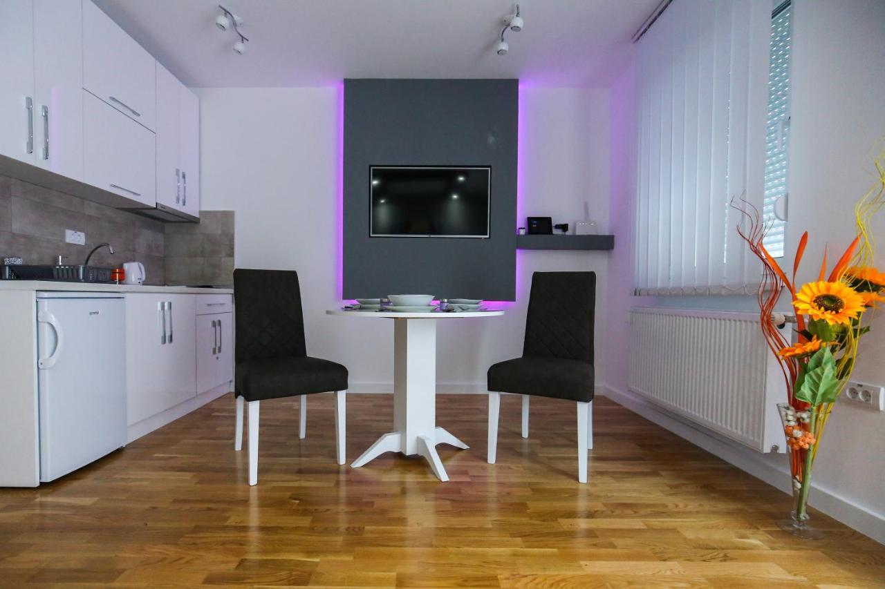 Manirosi 3 Apartman Subotica Exteriör bild