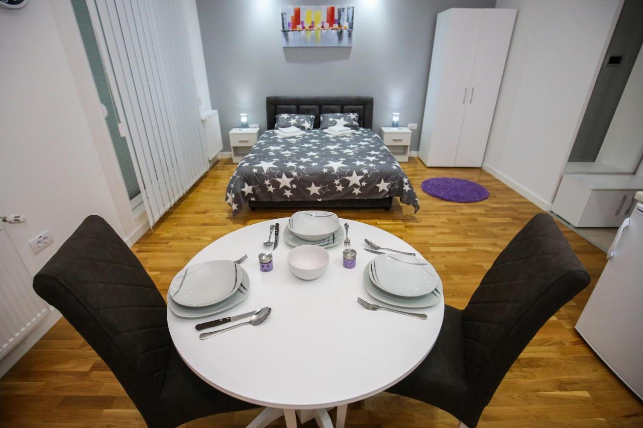 Manirosi 3 Apartman Subotica Exteriör bild